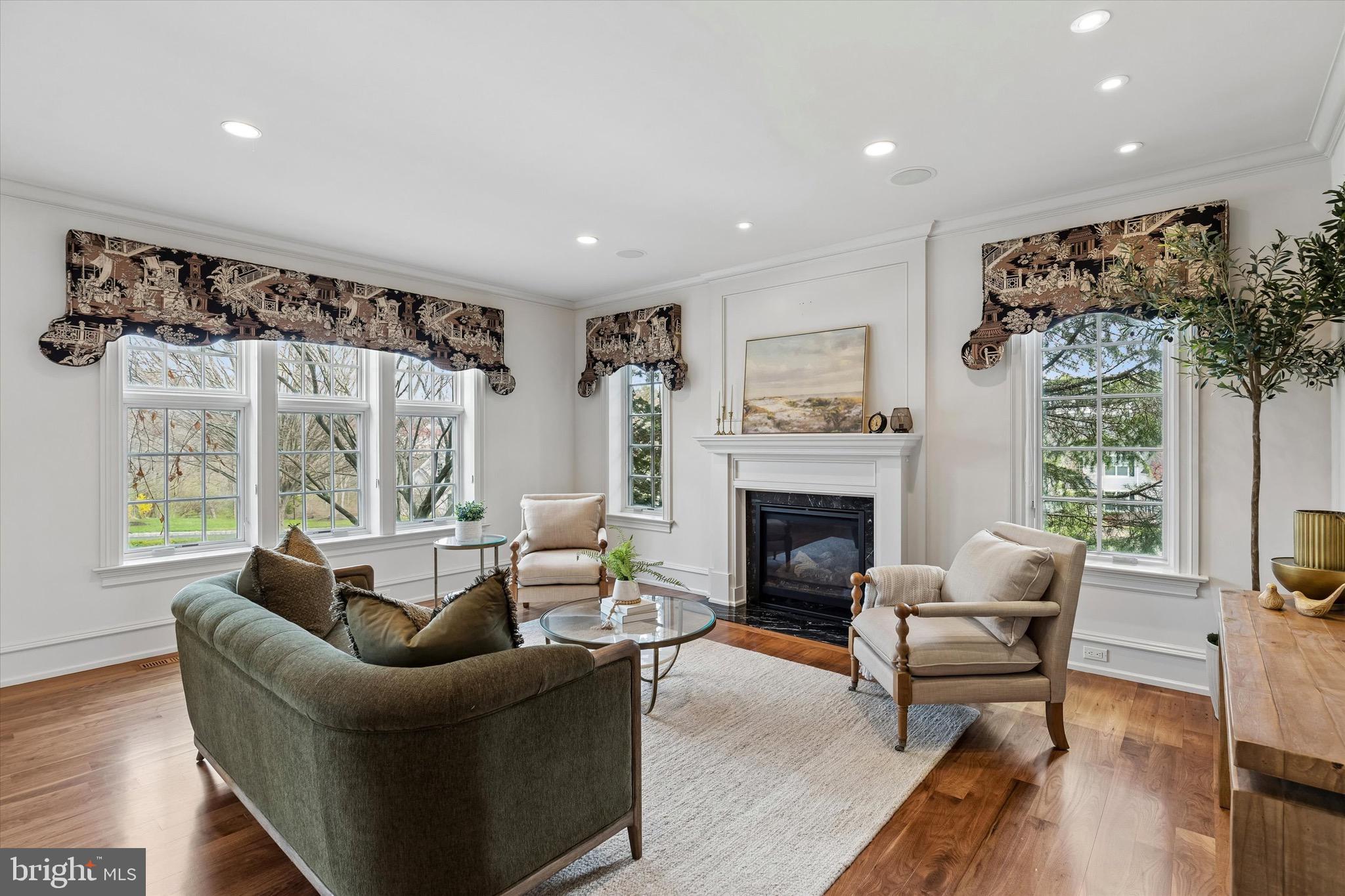 EVANS MEADOW - Residential