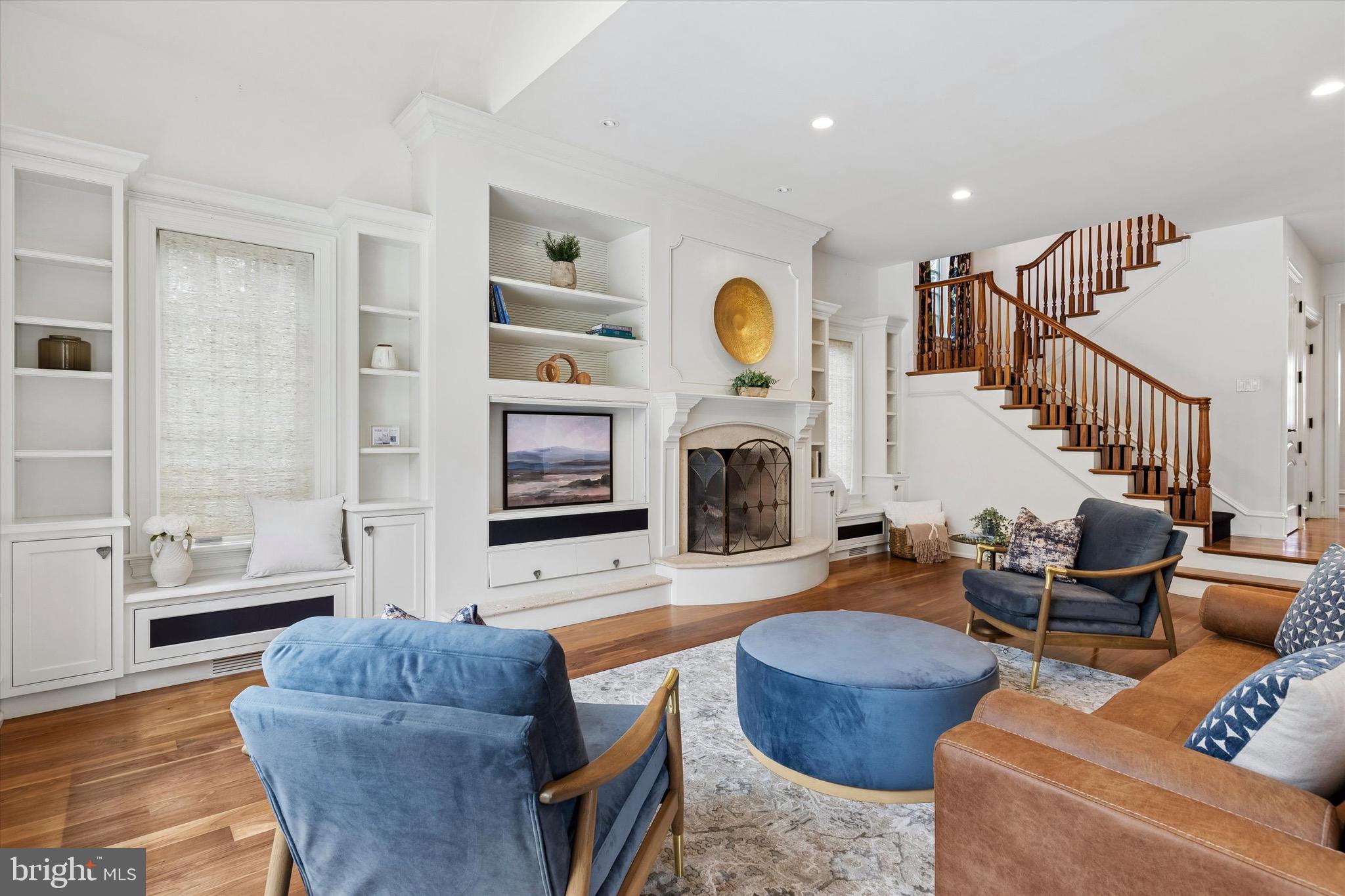 EVANS MEADOW - Residential