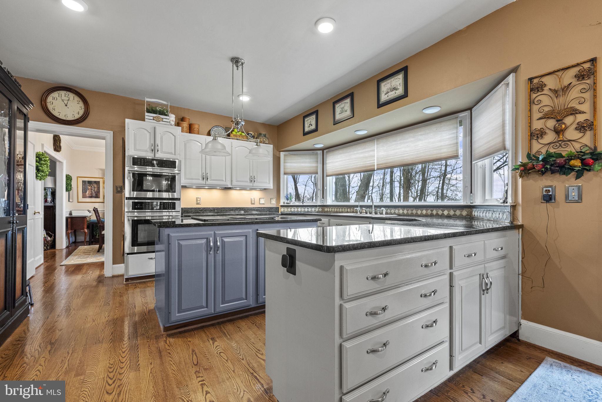 HALLOWING POINT RIVER ESTATES - Residential