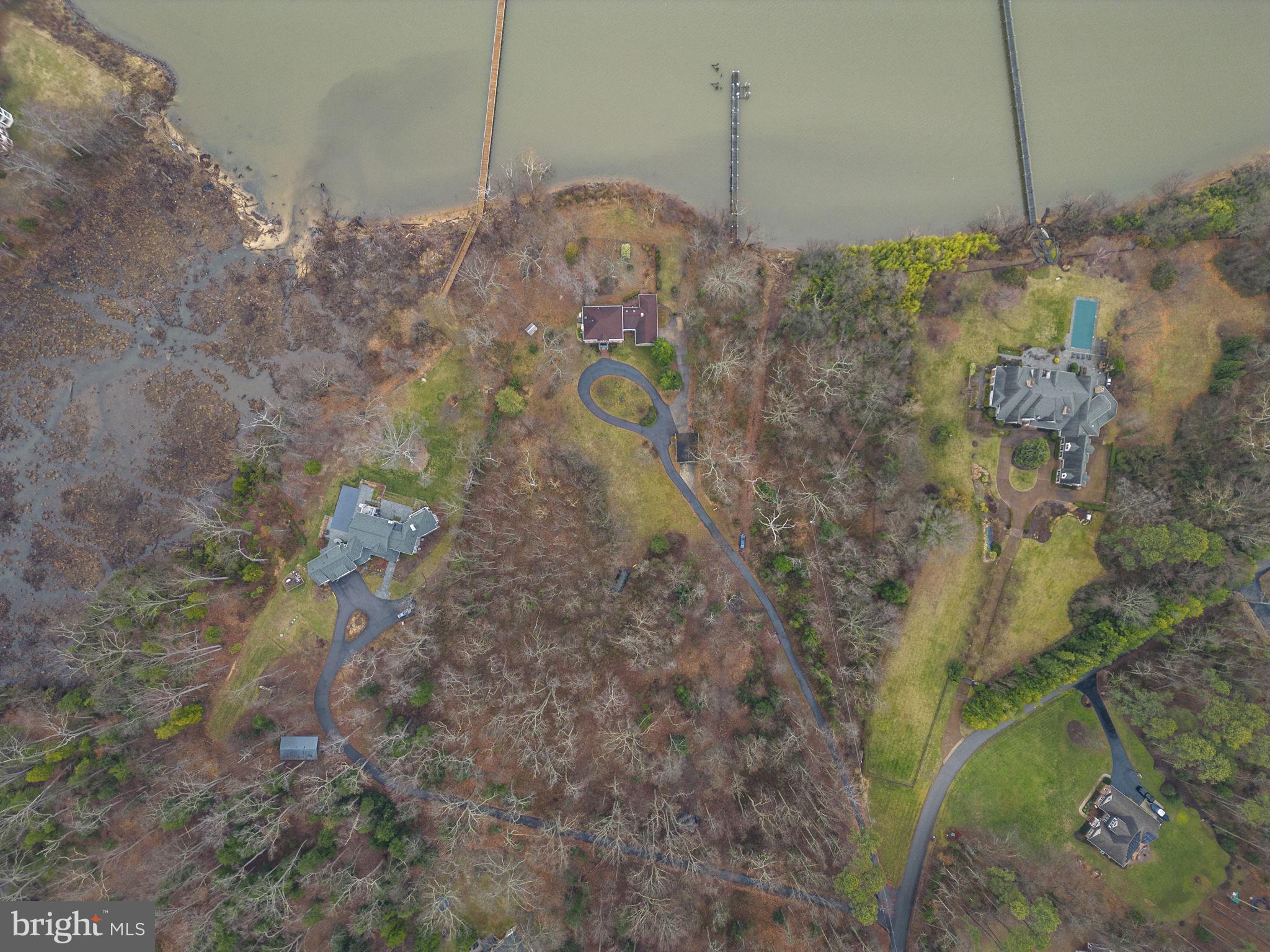 HALLOWING POINT RIVER ESTATES - Residential