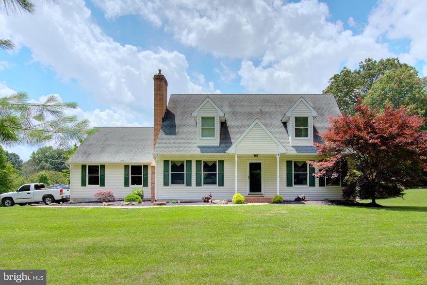 Don't dream a dream, buy one!   3 bedroom, 3.5 bath Cape Cod features above ground pool, Family Room with fireplace that features pellet stove insert, open gourmet kitchen with granite countertops, stainless steel appliances and large island, Master Bedroom with large master bath, spacious finished lower level,  2 car attached garage . Do you have horses or want horses in the future? No problem, there's a 28' x 24' Amish built barn w/12' x 12' and 12' x 10' stalls with hayloft & tack room w/electric & water. Armstrong cable and high speed internet available at the home. Don't miss out on this one of a kind property!