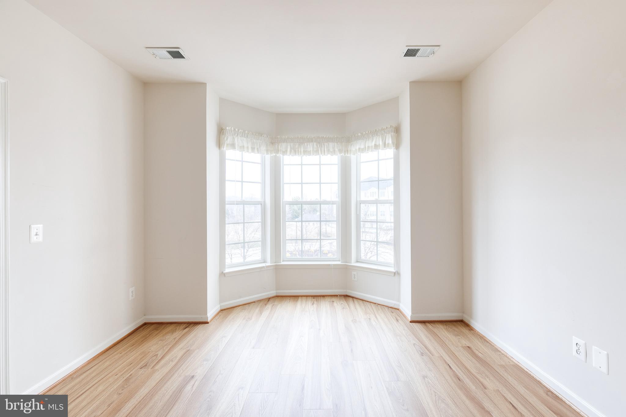 GATHERINGS AT LYNDWOOD - Residential