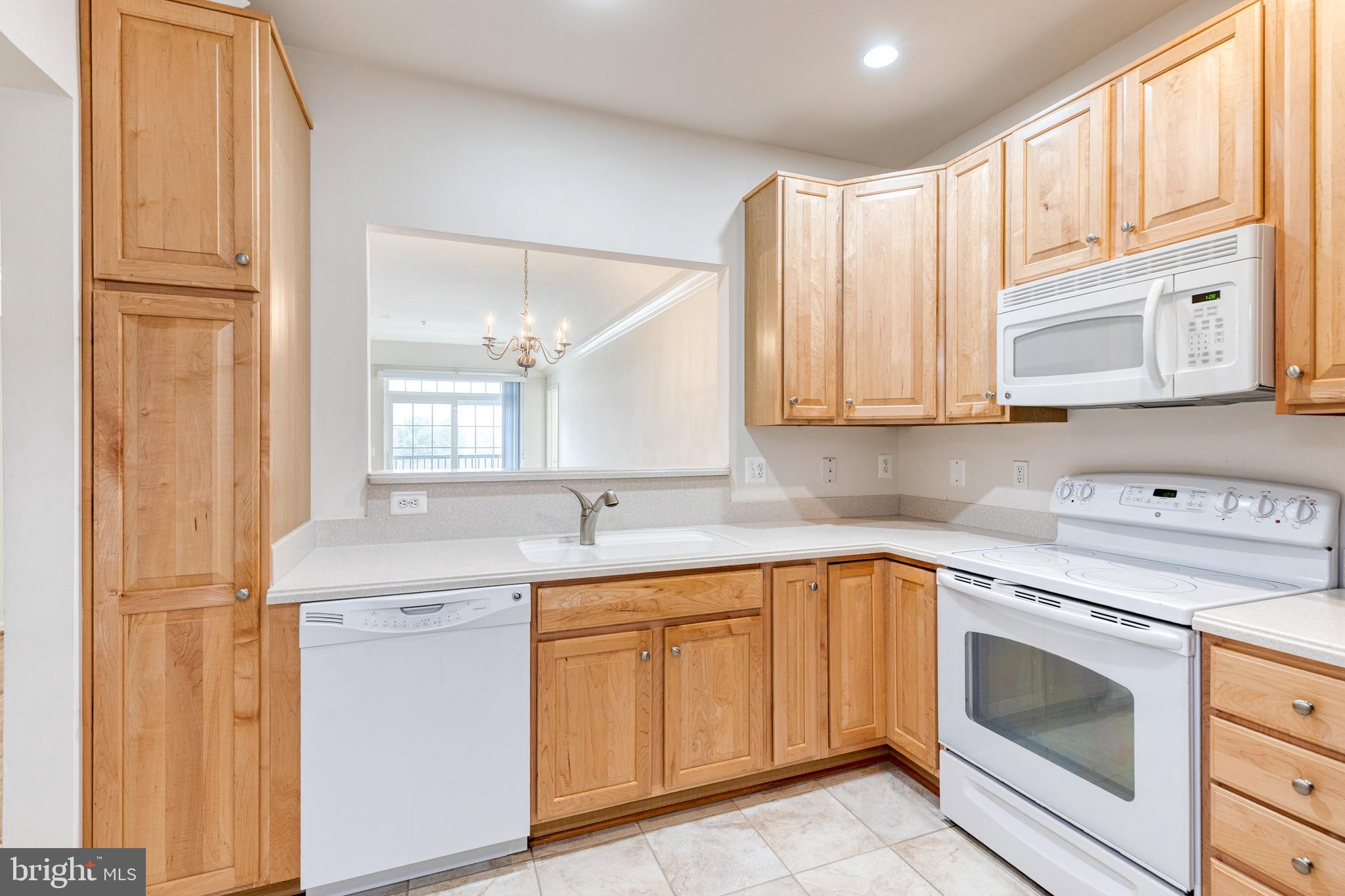 GATHERINGS AT LYNDWOOD - Residential