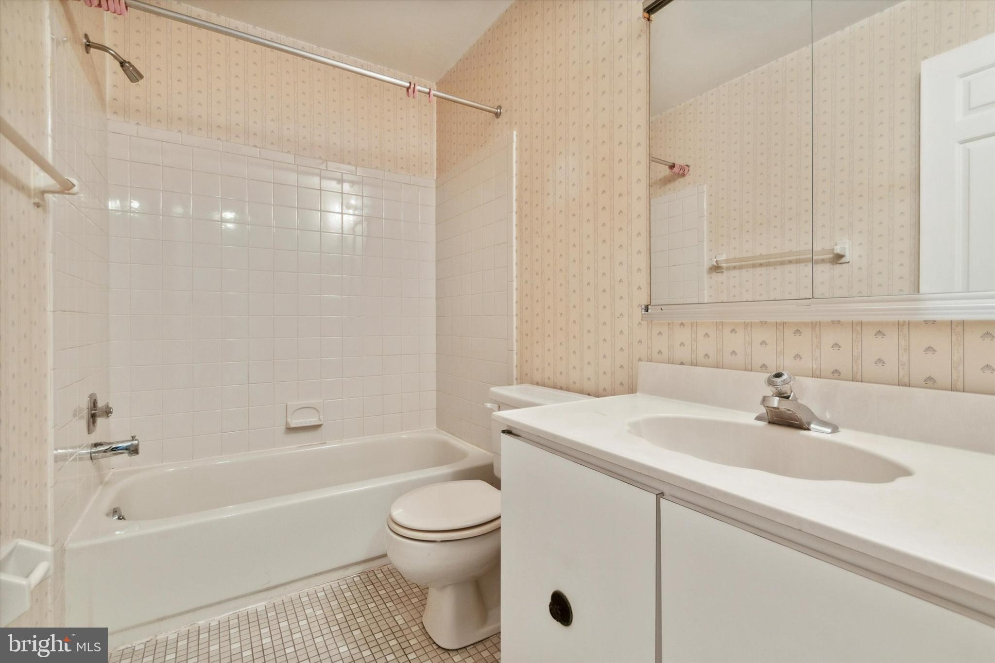 CHESTERBROOK - Residential