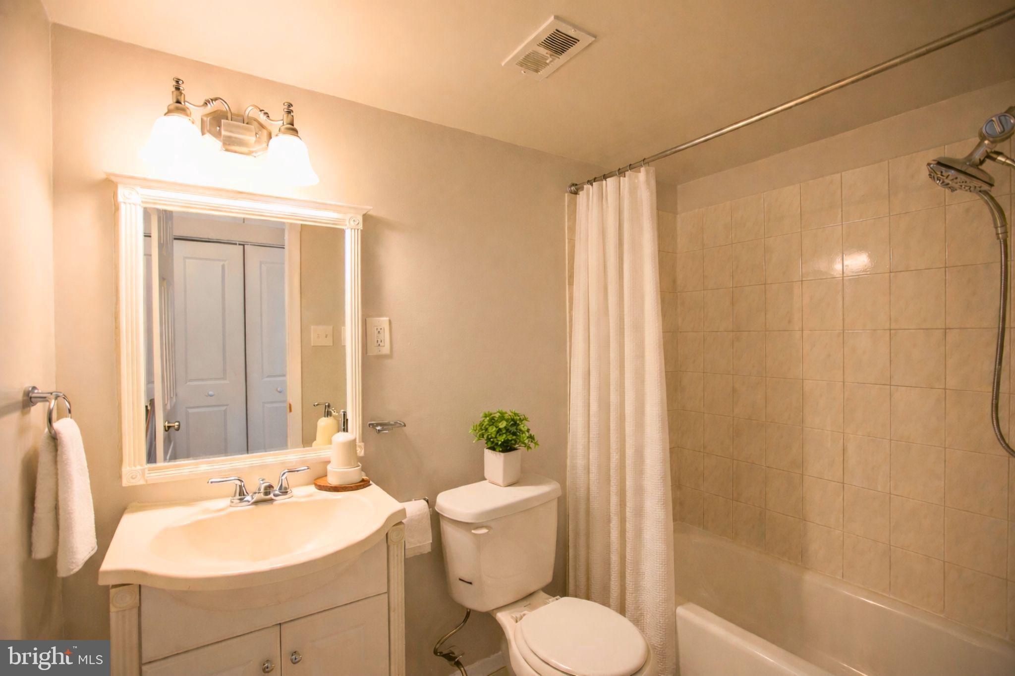 SUITLAND-SILVER HILL - Residential