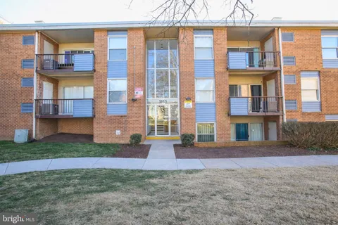 3853 Saint Barnabas Road Unit 202, Suitland, MD MLS: MDPG2188704