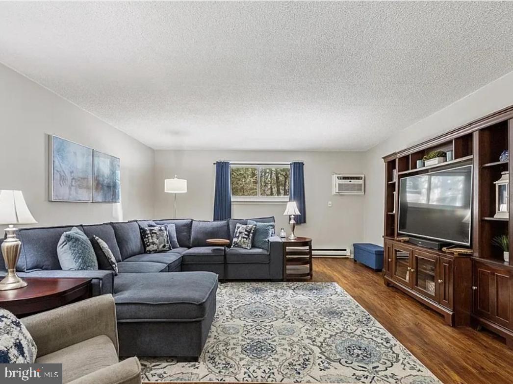 400 GLENDALE ROAD B13