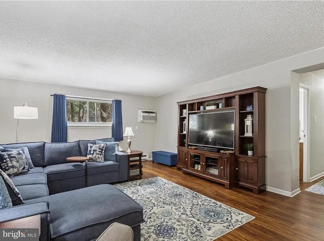 400 GLENDALE ROAD B13