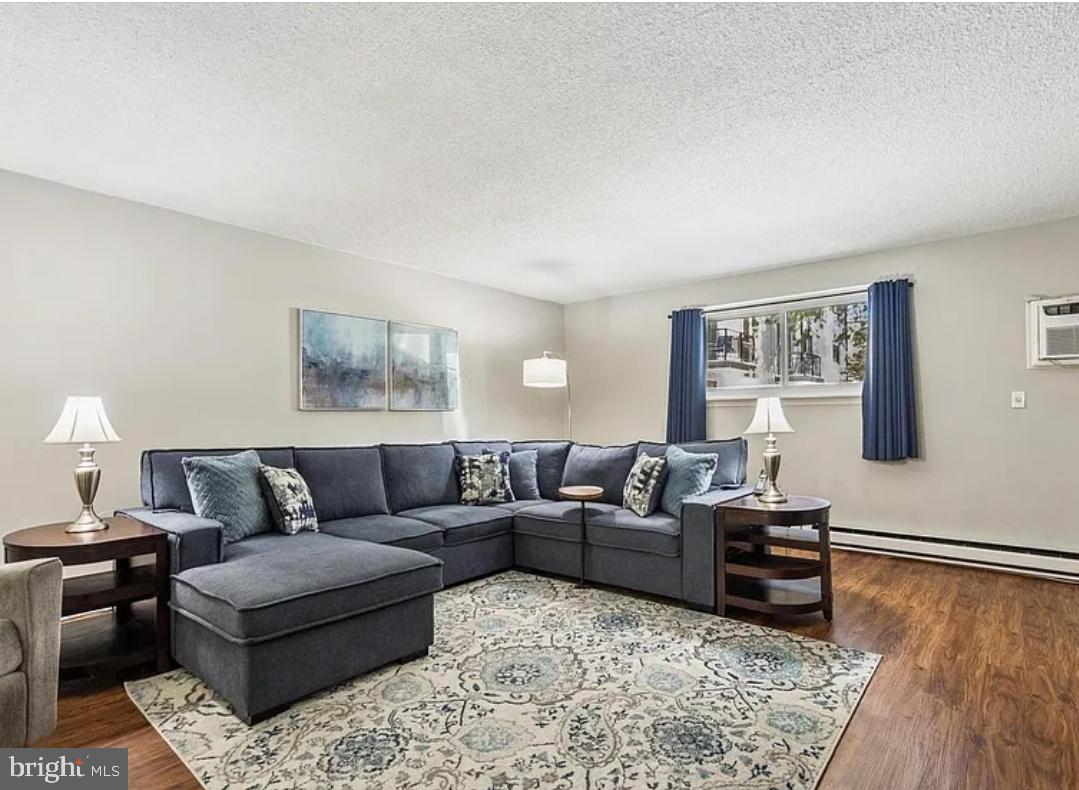 400 GLENDALE ROAD B13