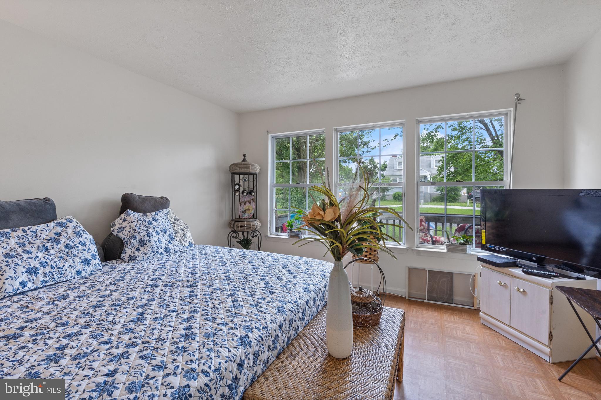 CLAYBROOKE - Residential