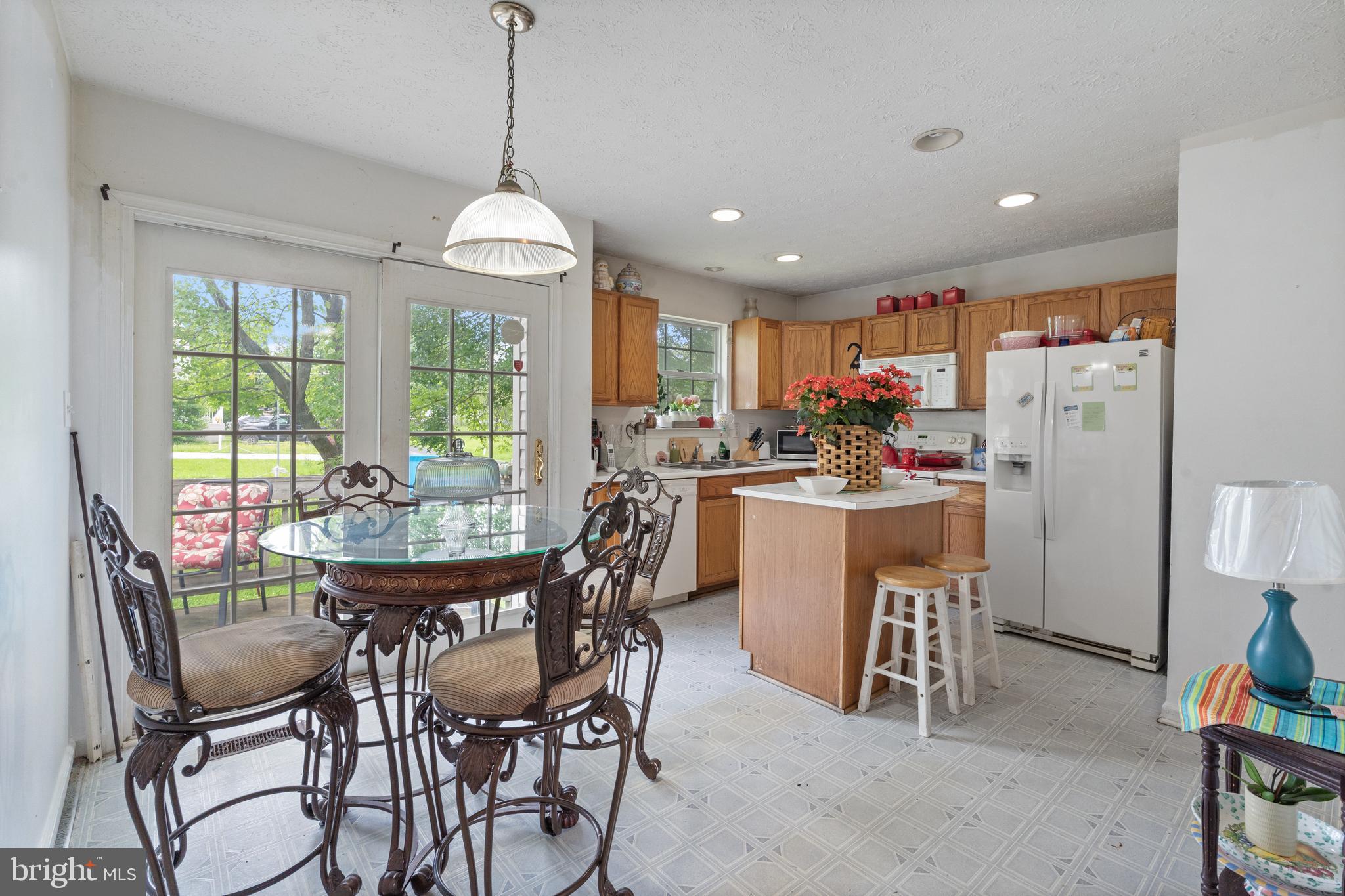 CLAYBROOKE - Residential