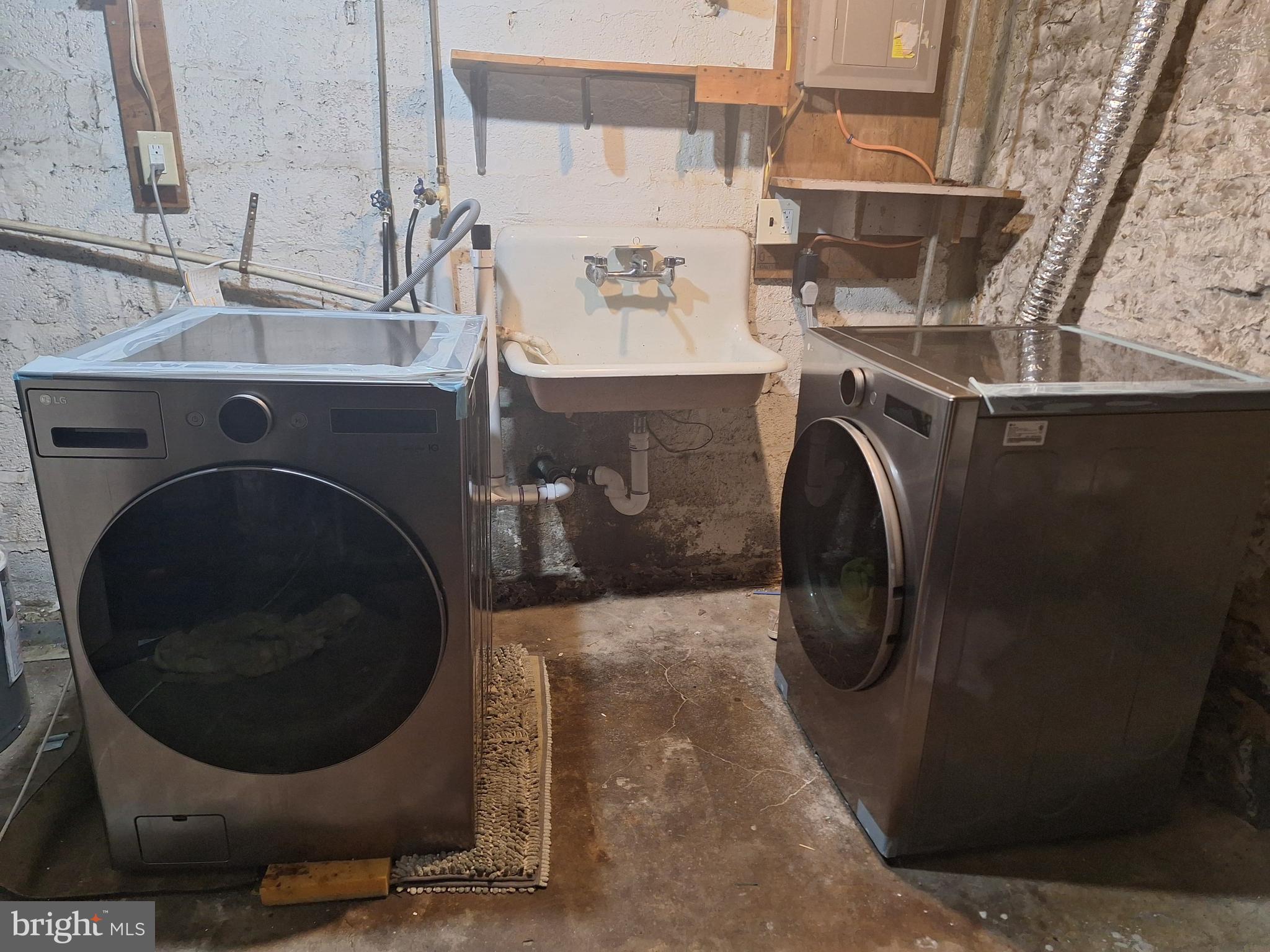 HAGERSTOWN - Residential