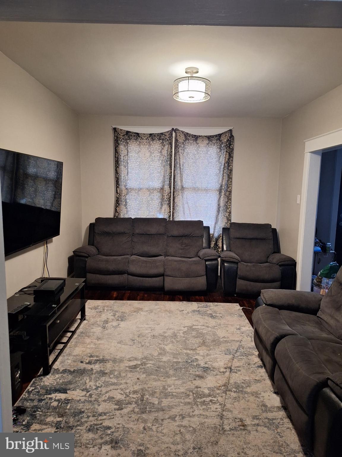 HAGERSTOWN - Residential