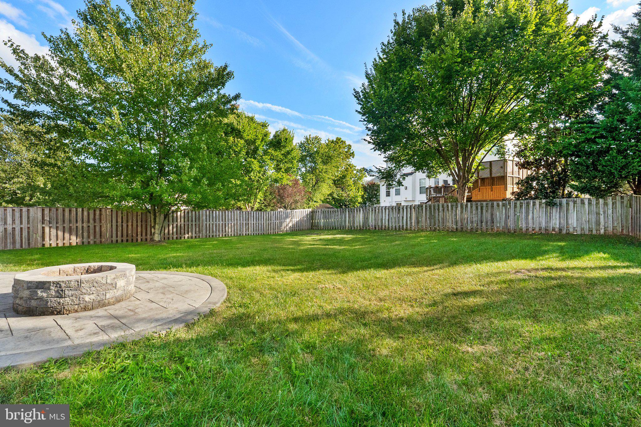 SHEFFIELD MANOR - Residential Lease