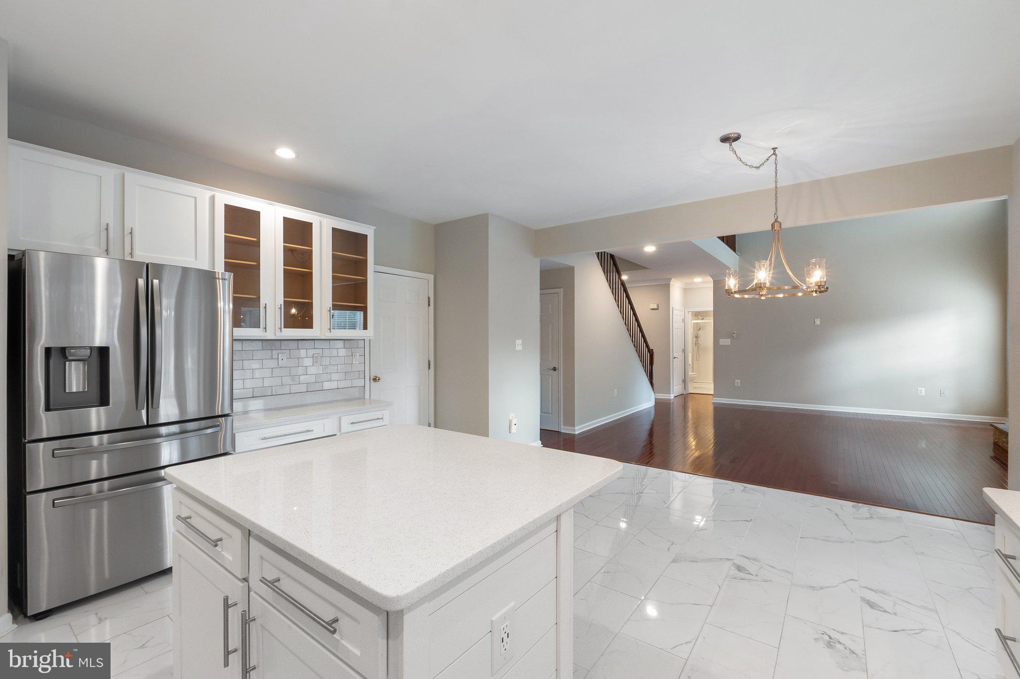 SHEFFIELD MANOR - Residential Lease