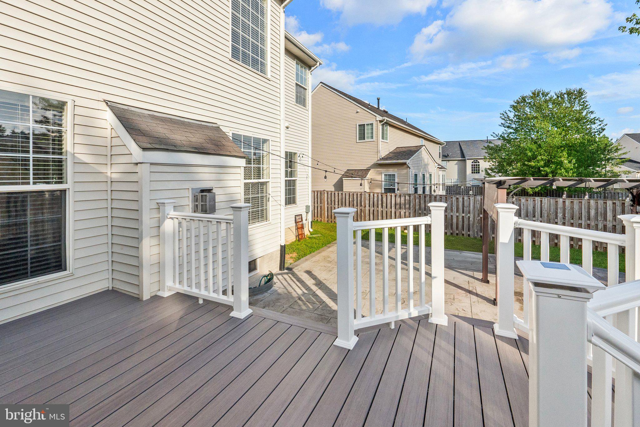 SHEFFIELD MANOR - Residential Lease