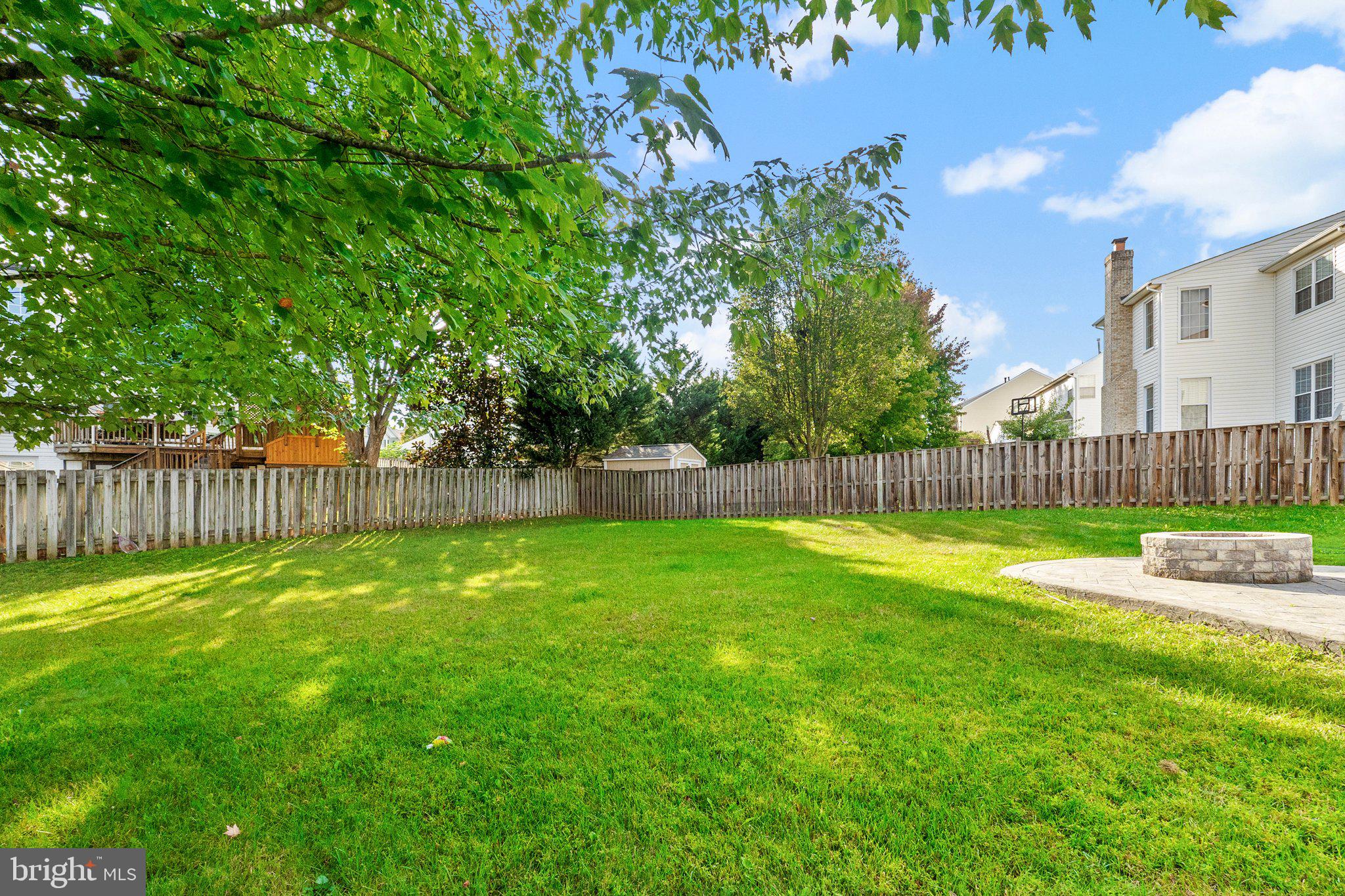 SHEFFIELD MANOR - Residential Lease