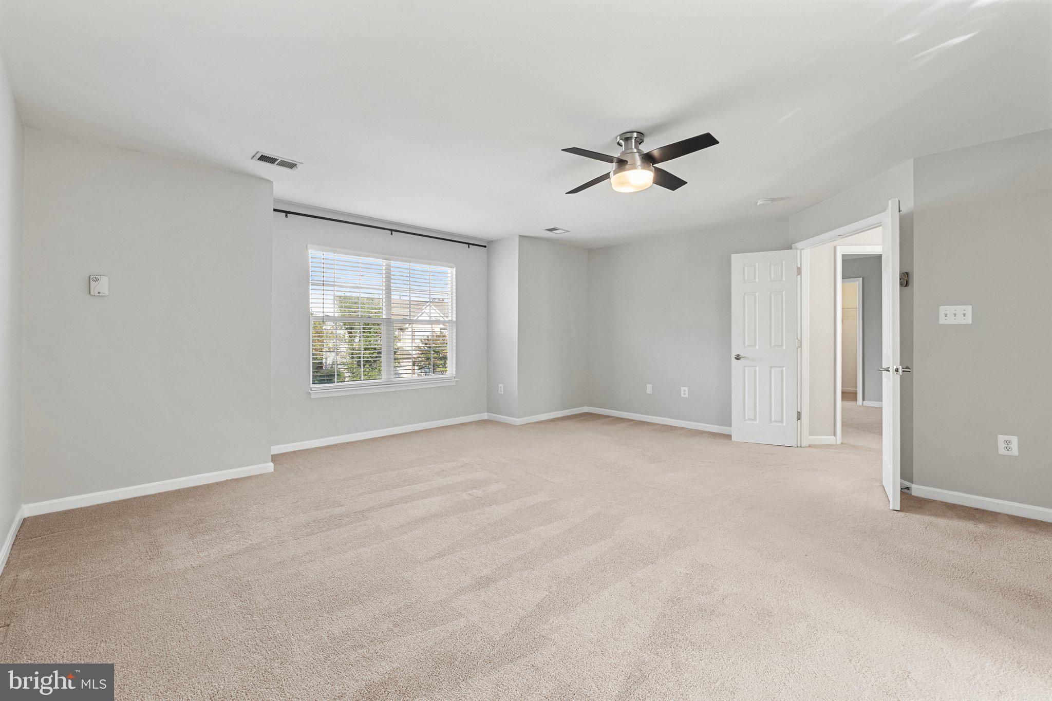 SHEFFIELD MANOR - Residential Lease