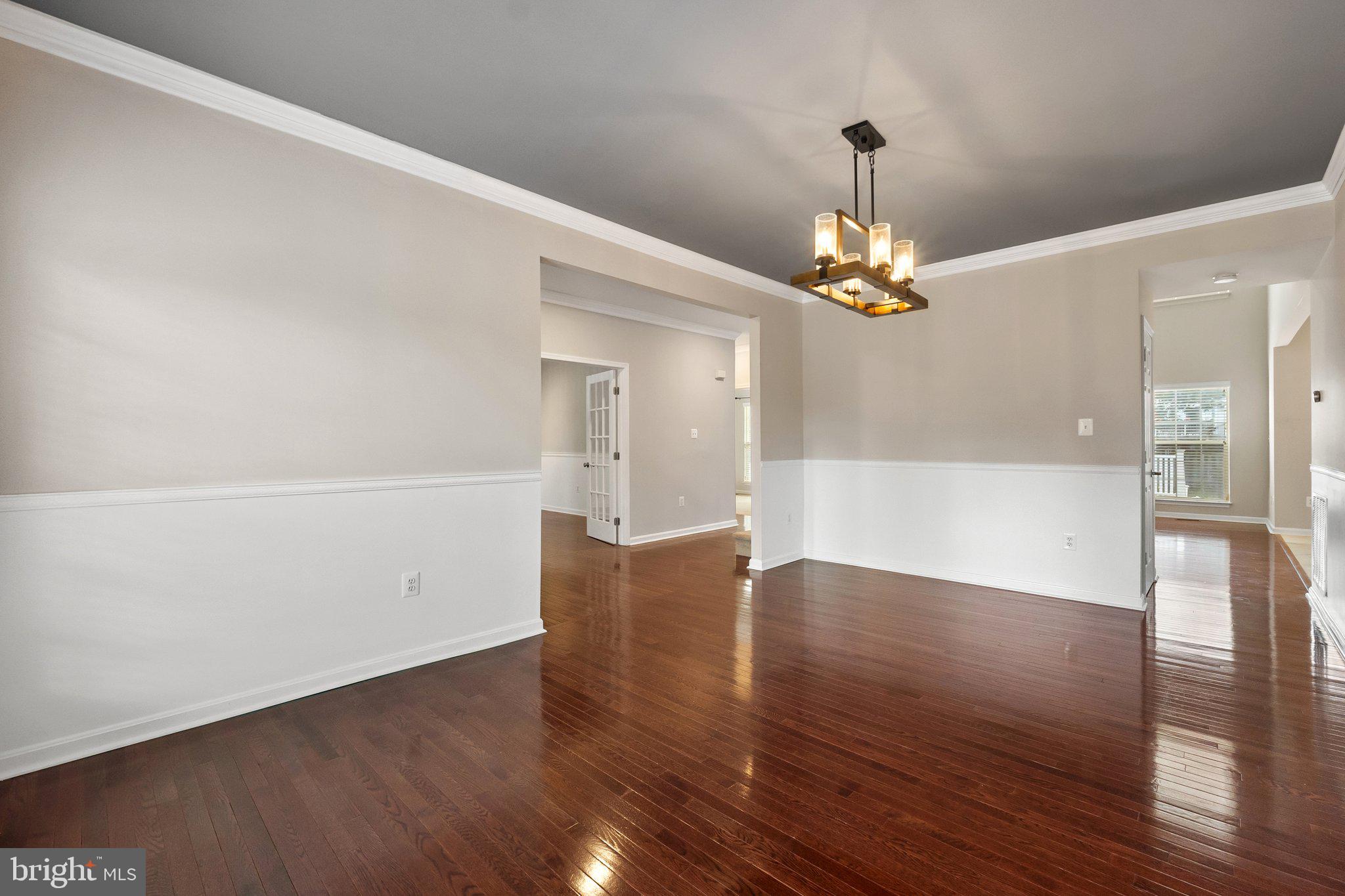 SHEFFIELD MANOR - Residential Lease