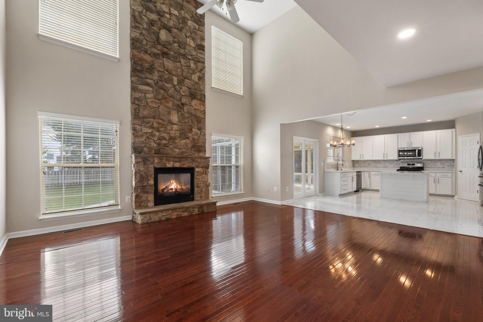 SHEFFIELD MANOR - Residential Lease