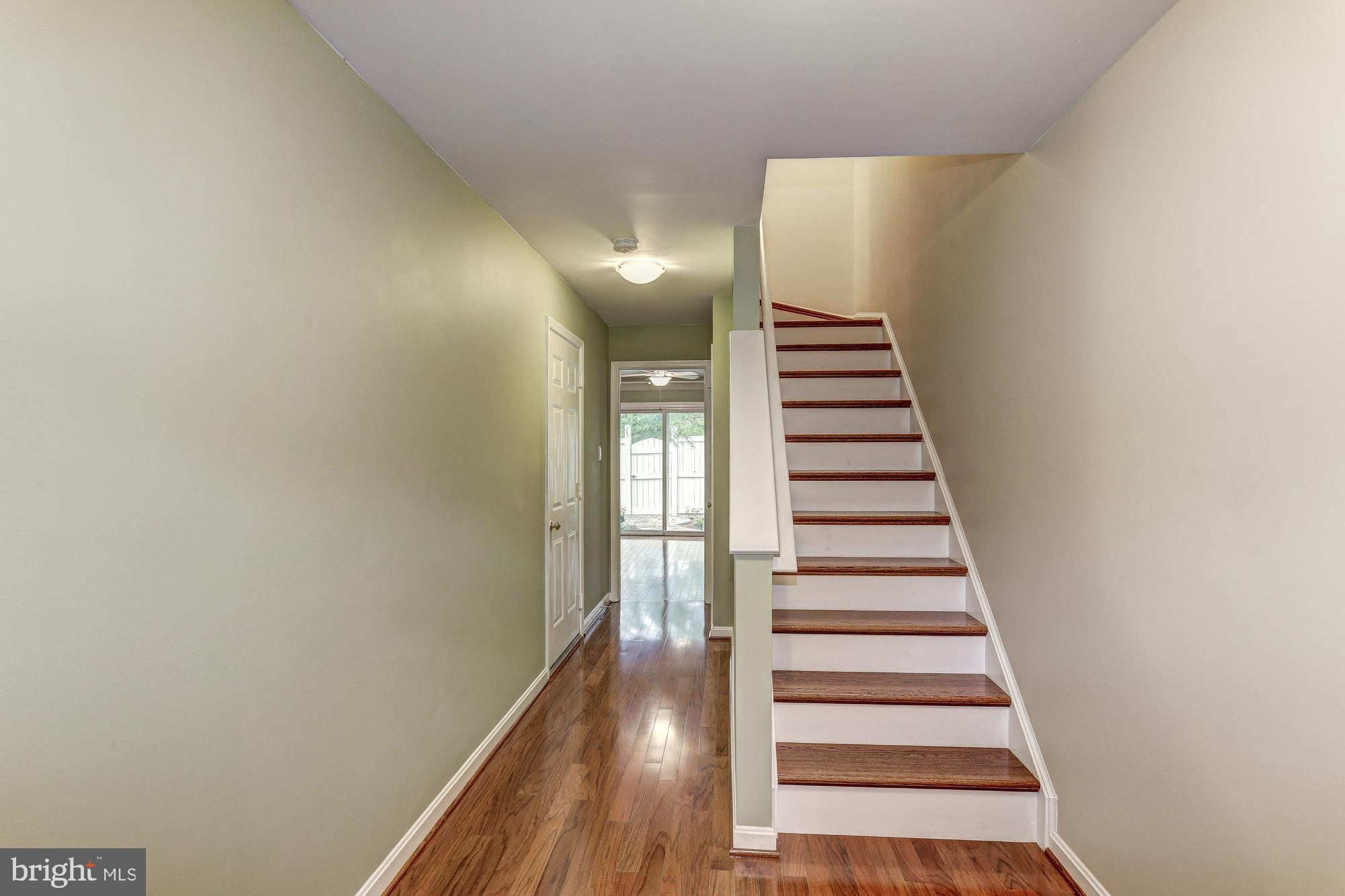 12095 EDGEMERE CIRCLE