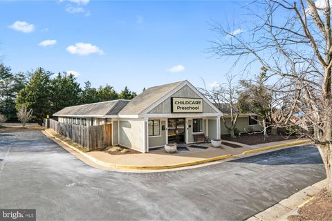 211 EDDS LANE STERLING VA 20165