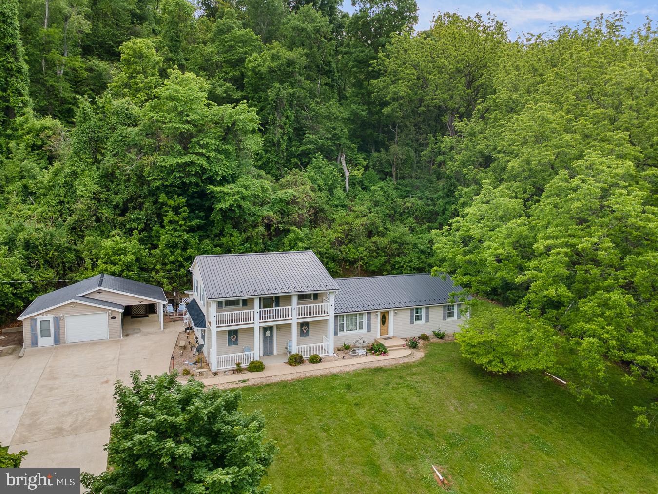 2586 PINE GROVE RD