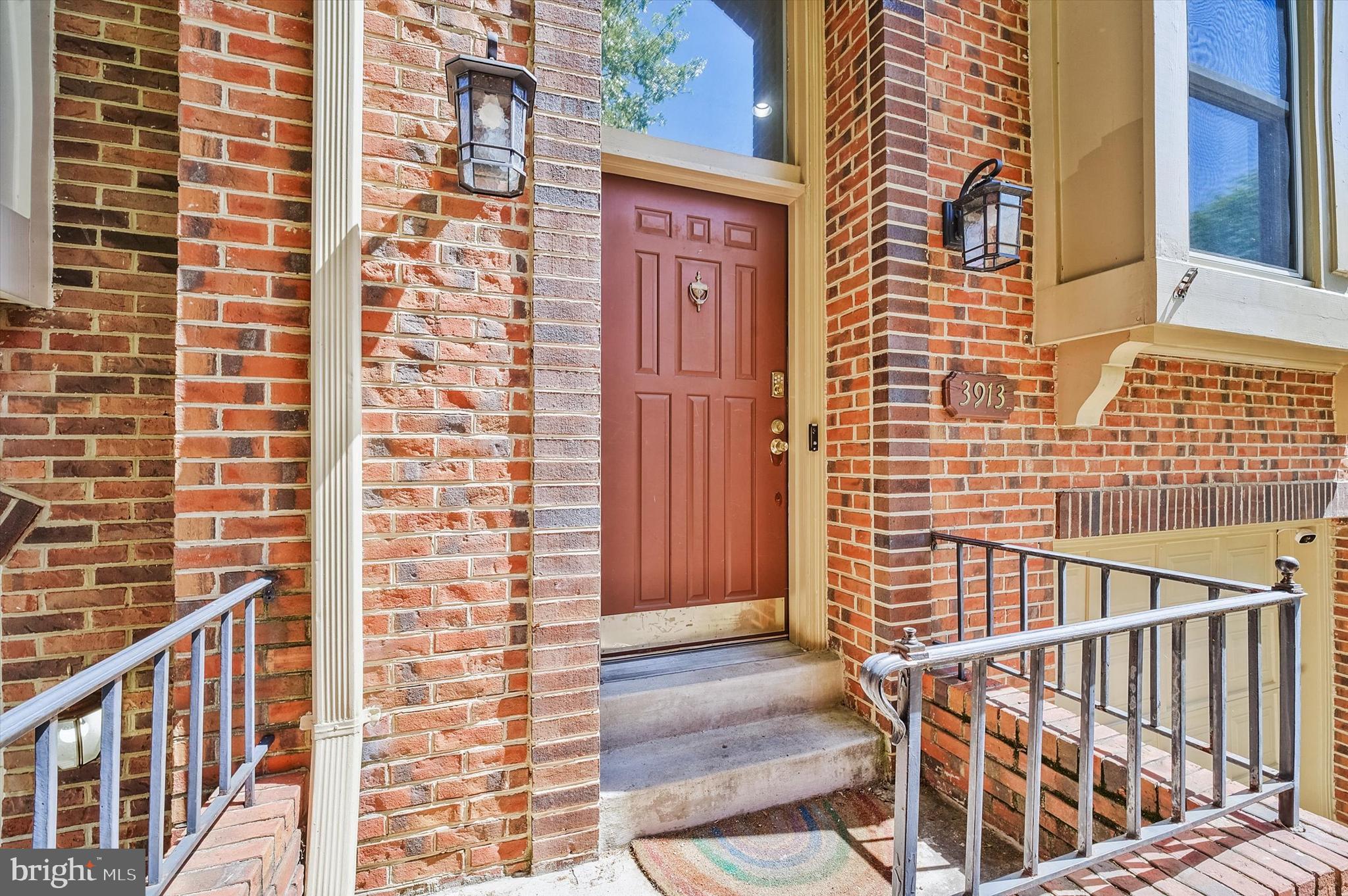 3913 GREEN LOOK COURT