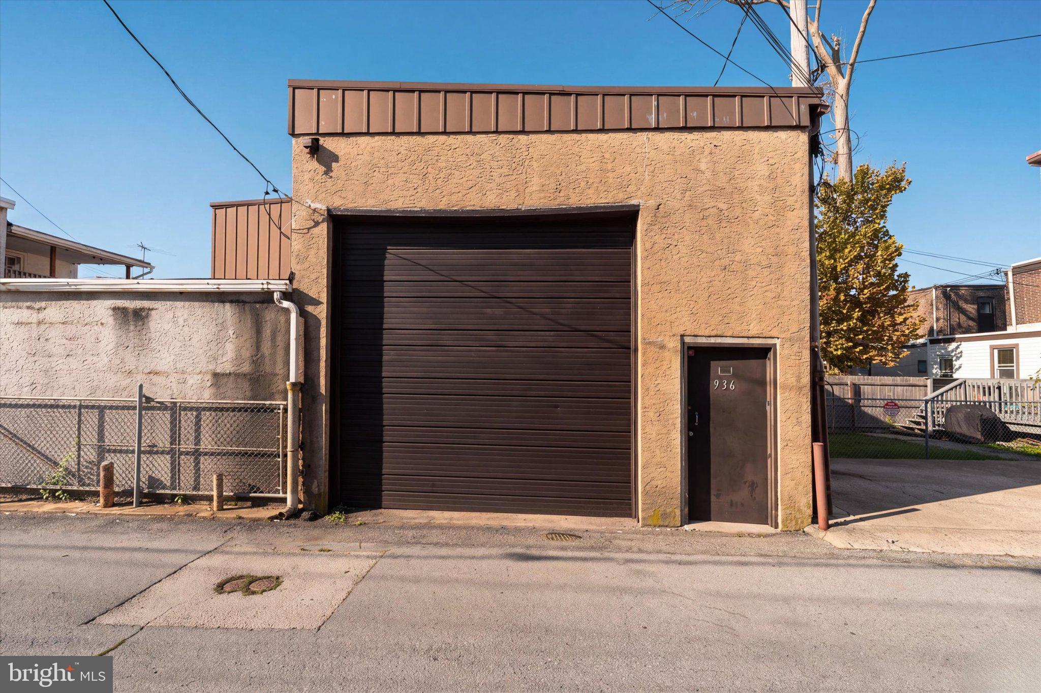 936 MAIDEN LANE