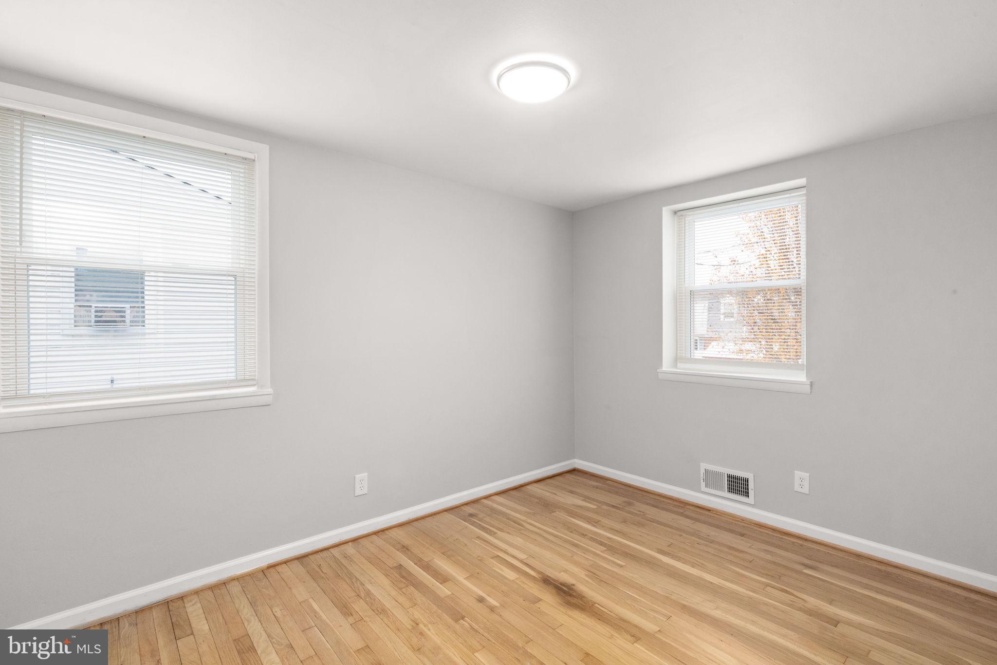 INVERNESS - Residential Lease