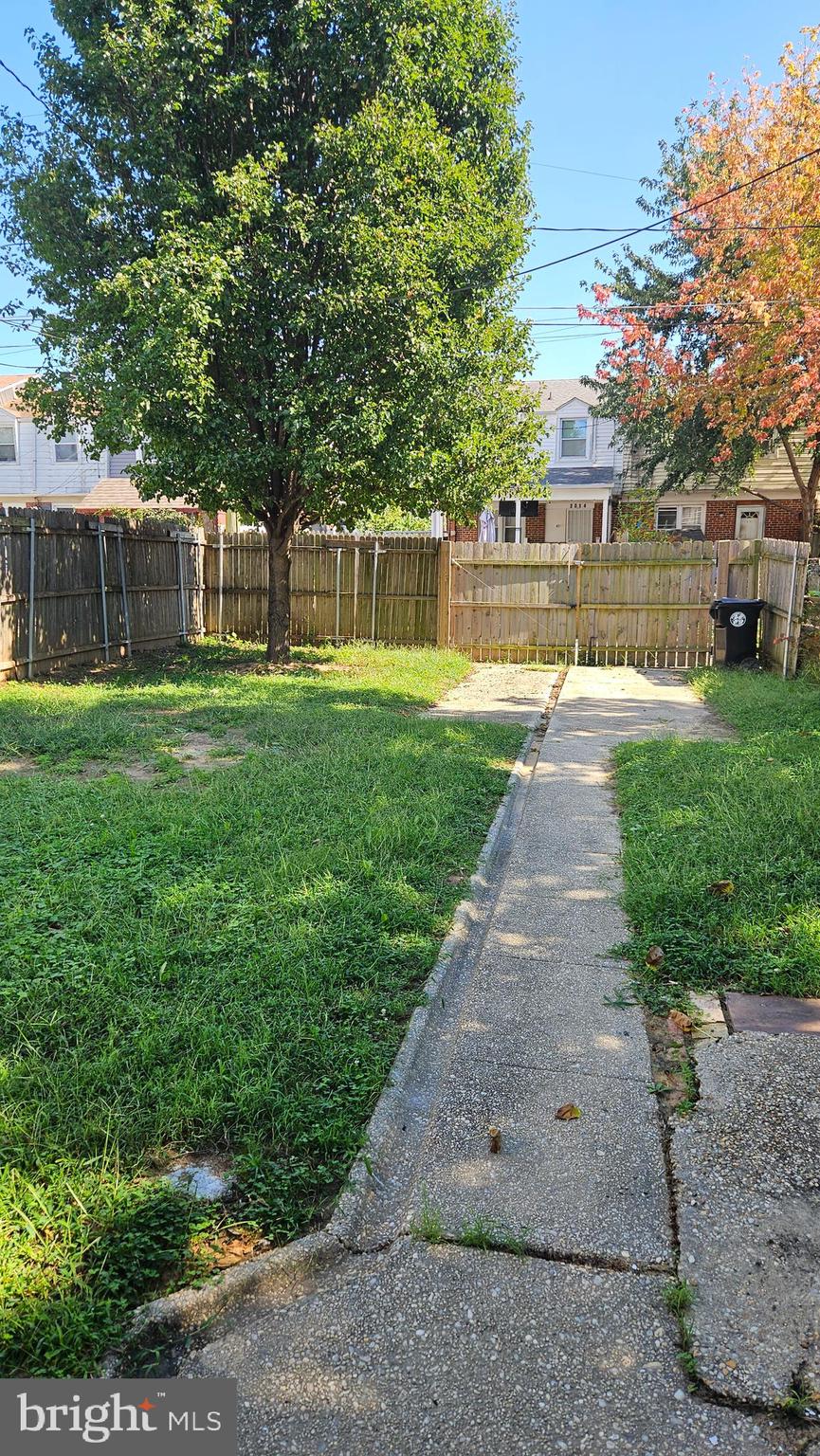 INVERNESS - Residential Lease