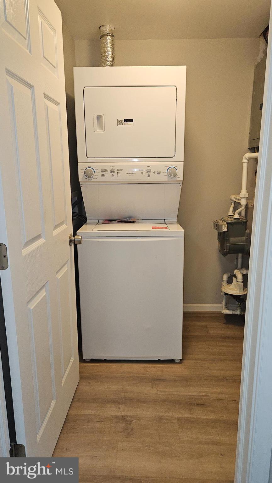 INVERNESS - Residential Lease