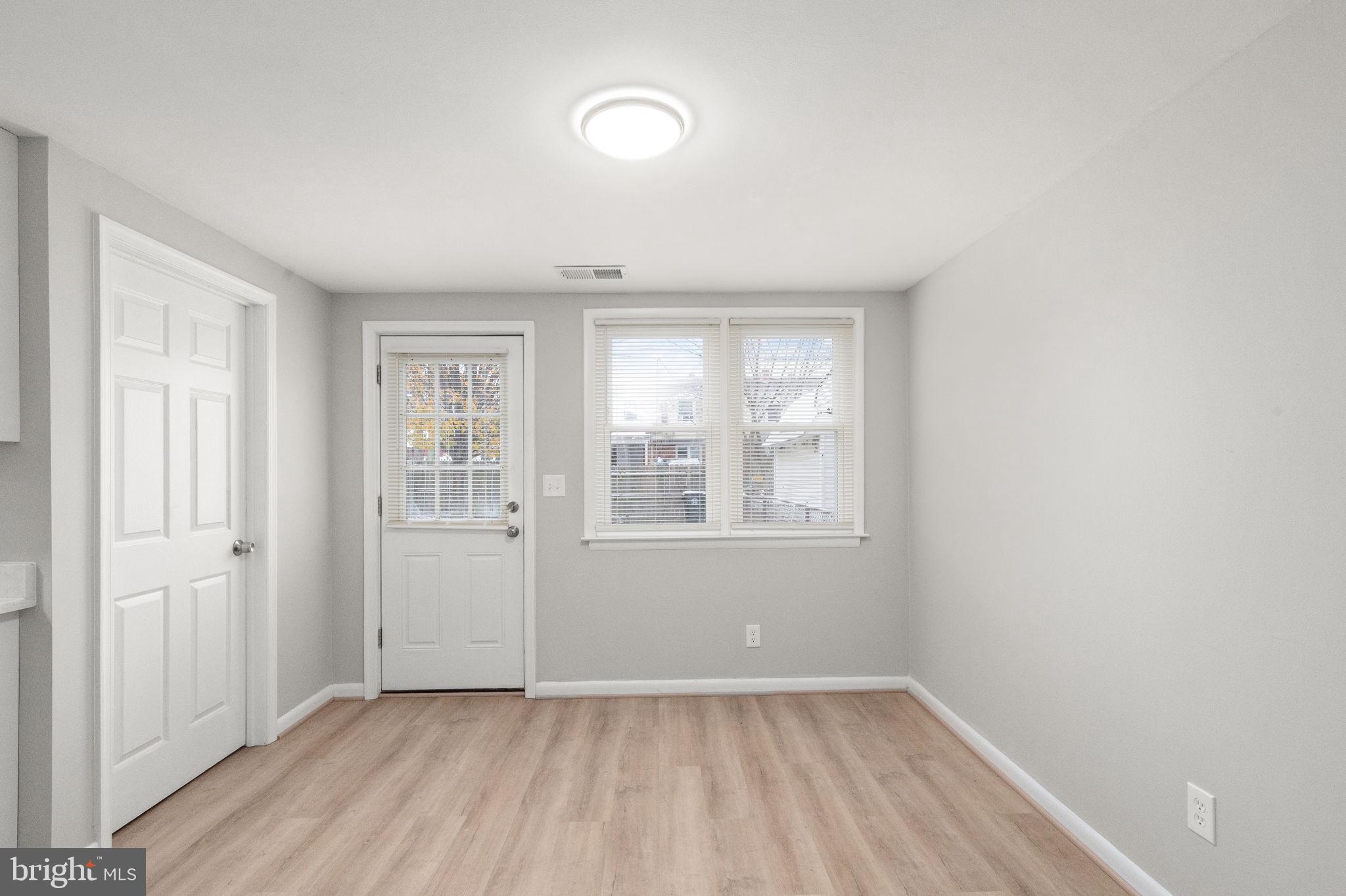 INVERNESS - Residential Lease