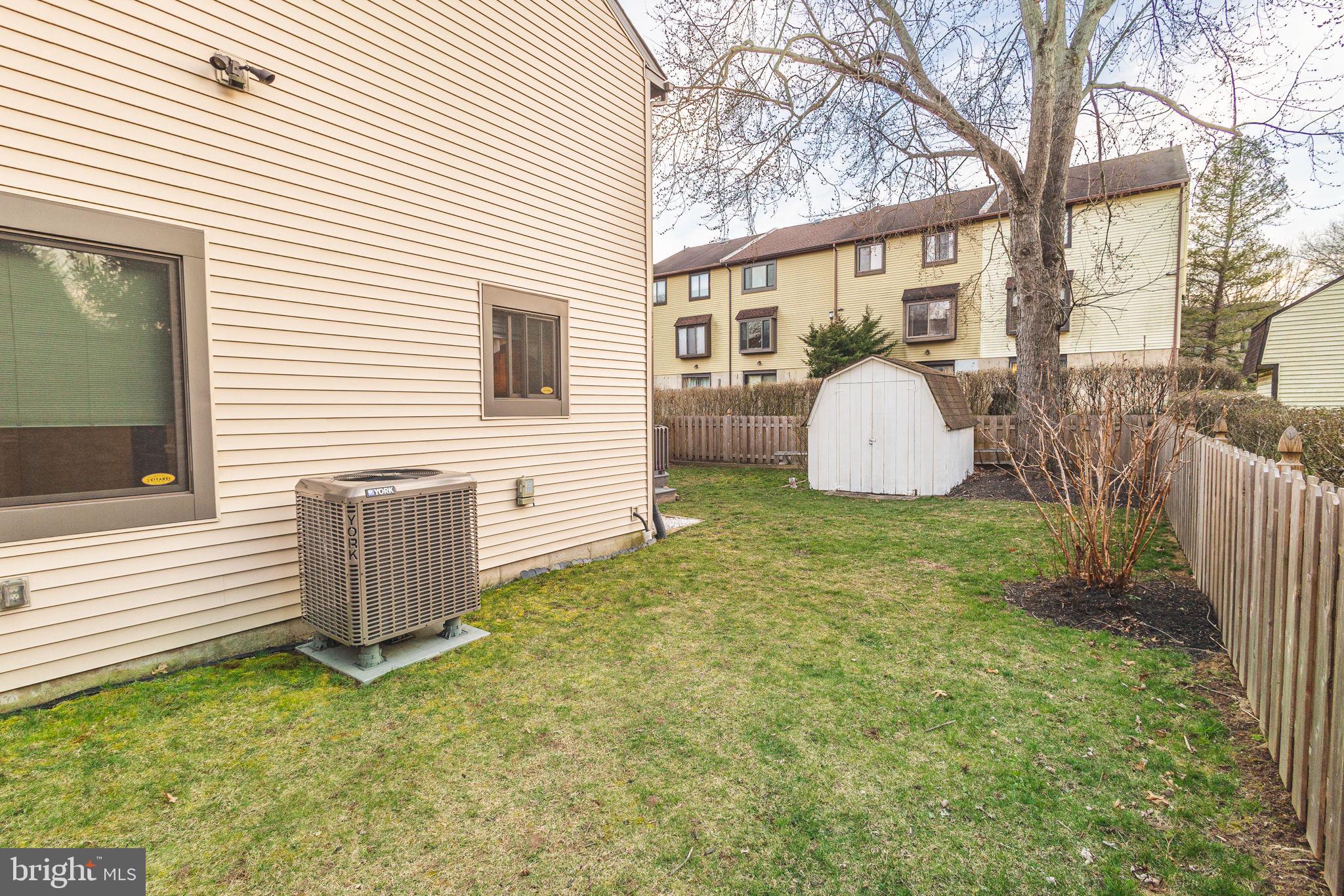 VILLAGE SHIRES - Residential