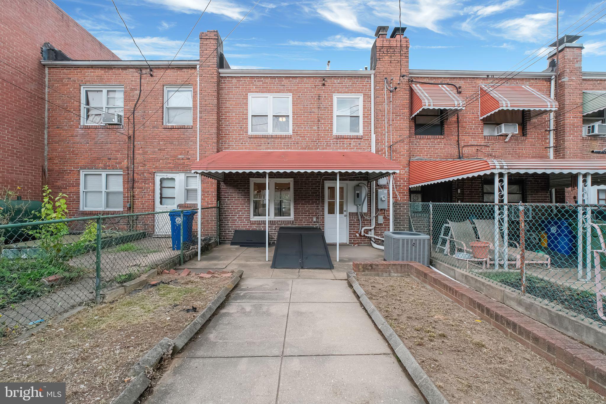 HIGHLANDTOWN - Residential