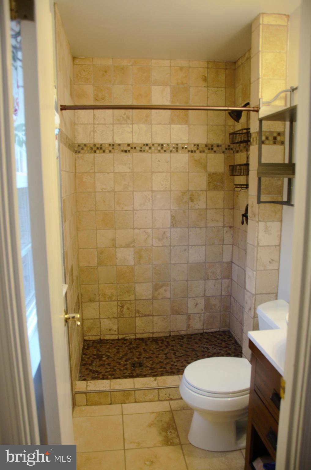 PROMONTORY OAKS - Residential