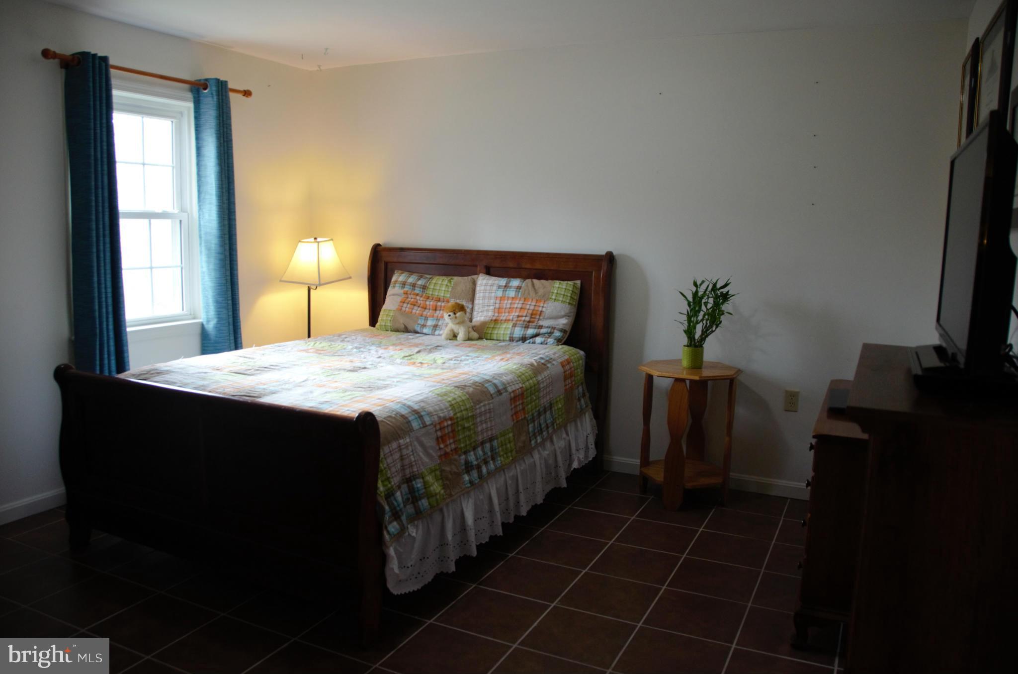 PROMONTORY OAKS - Residential