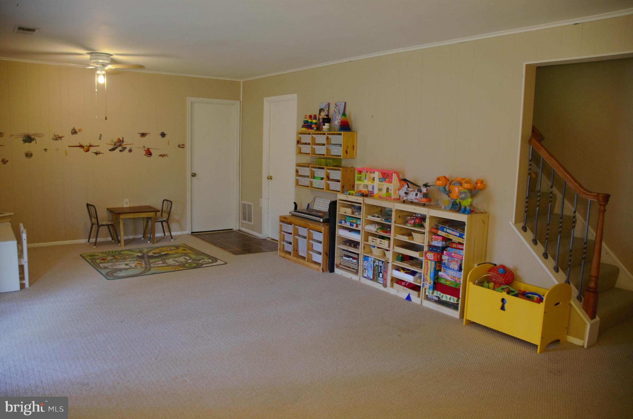 PROMONTORY OAKS - Residential