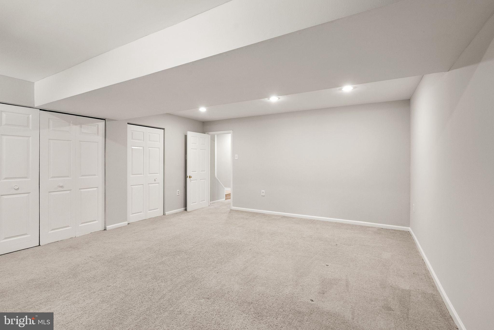 ROLLING FOREST - Residential