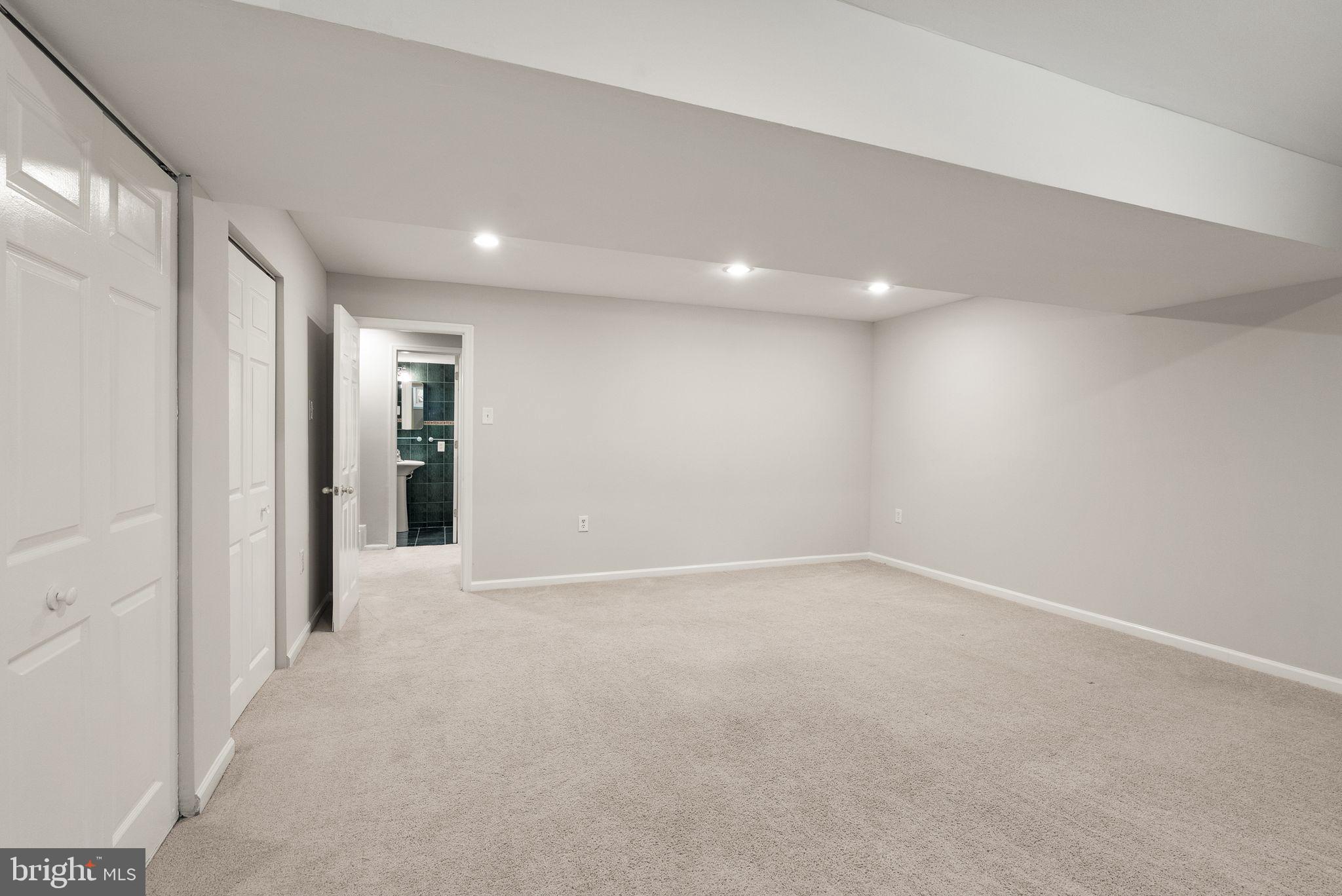 ROLLING FOREST - Residential