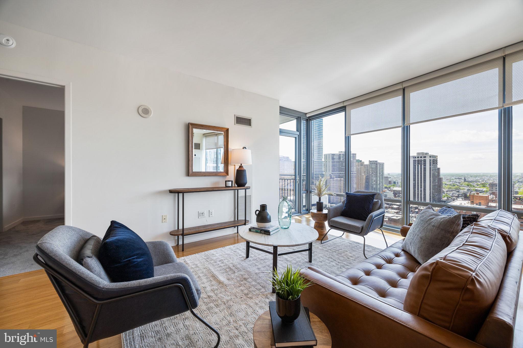 RITTENHOUSE SQUARE - Residential