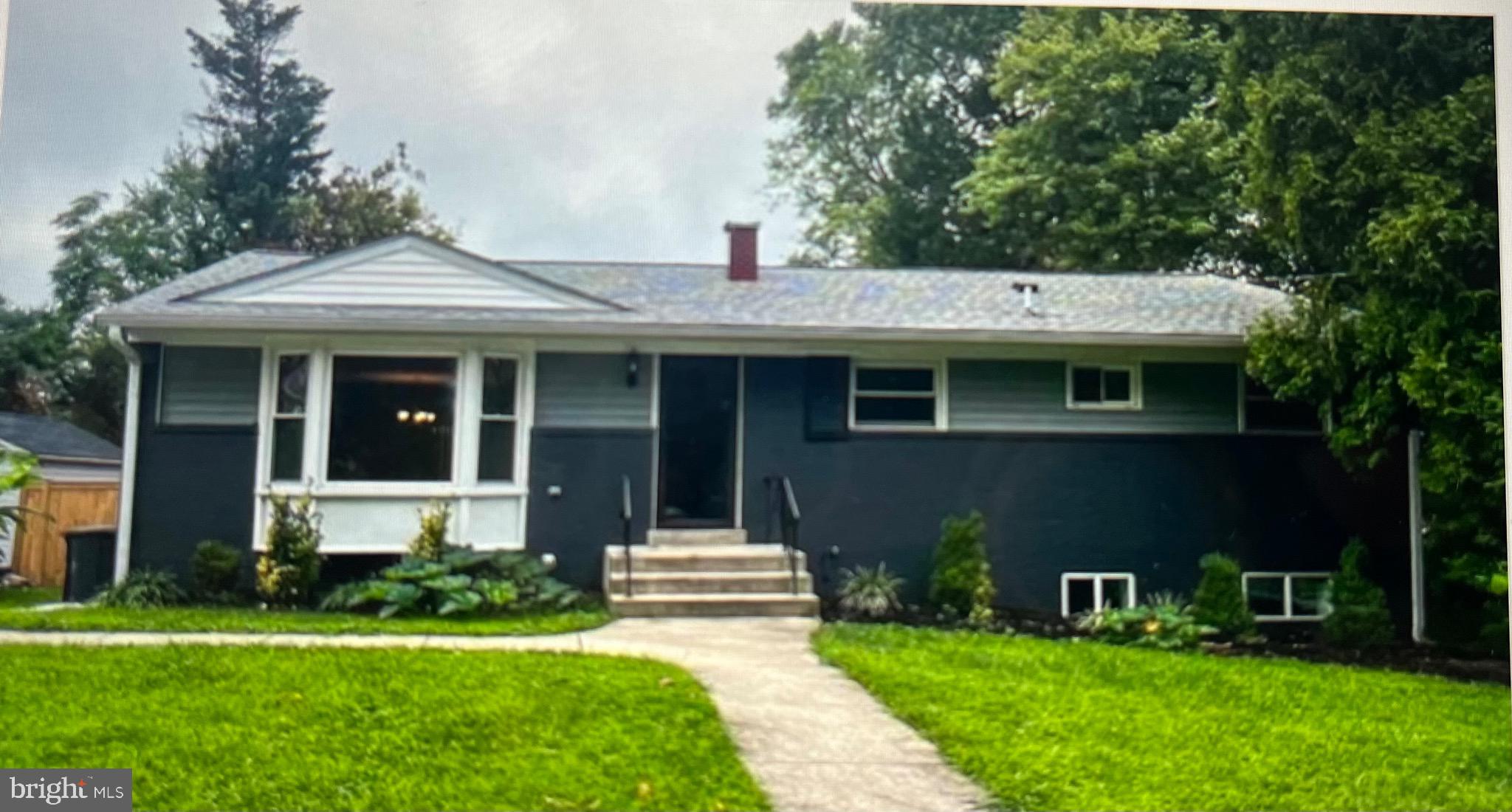 NORTH POTOMAC VISTA - Residential Lease