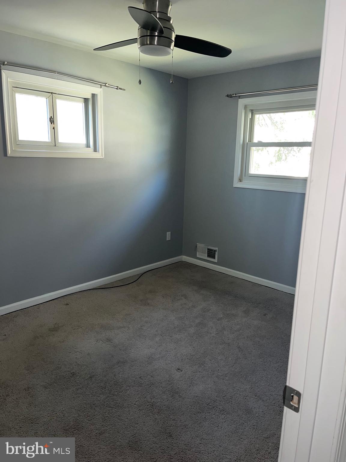 NORTH POTOMAC VISTA - Residential Lease