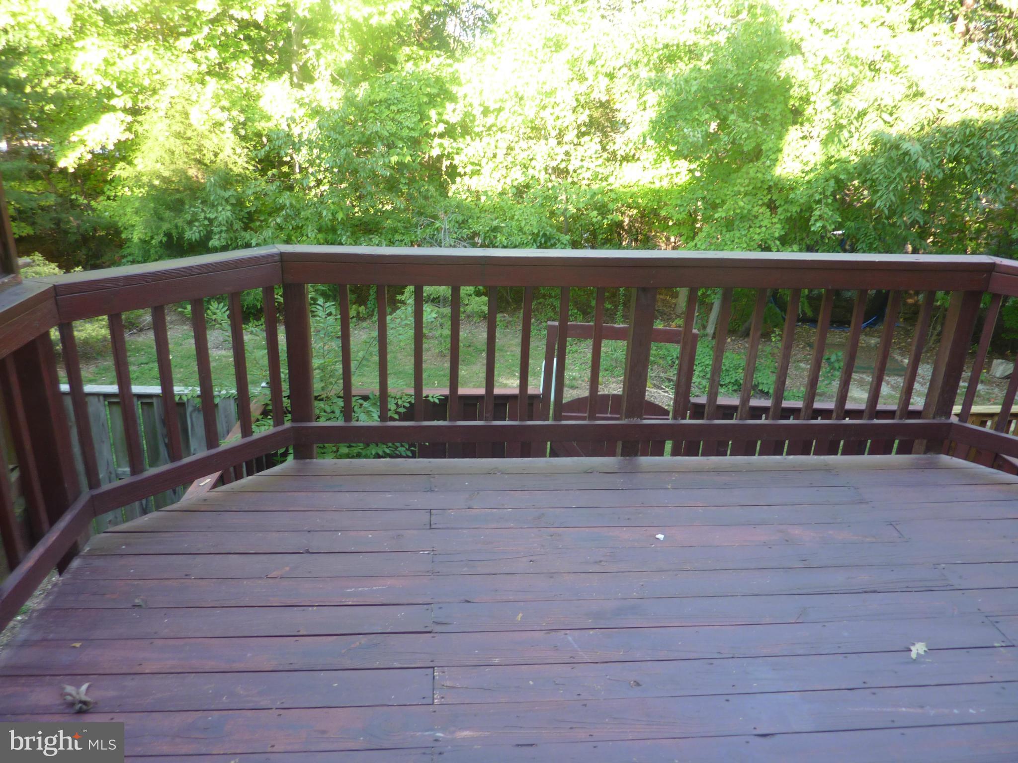 GREEN RIDGE COZZOS - Residential Lease