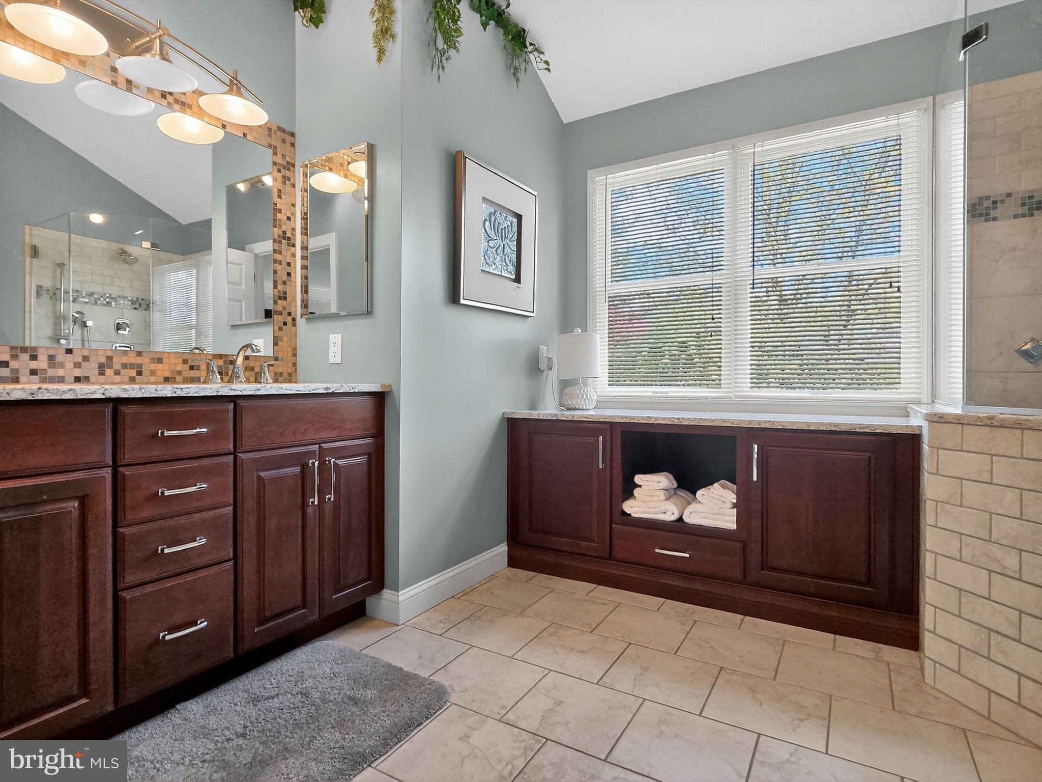 POINTE NORTH - Residential