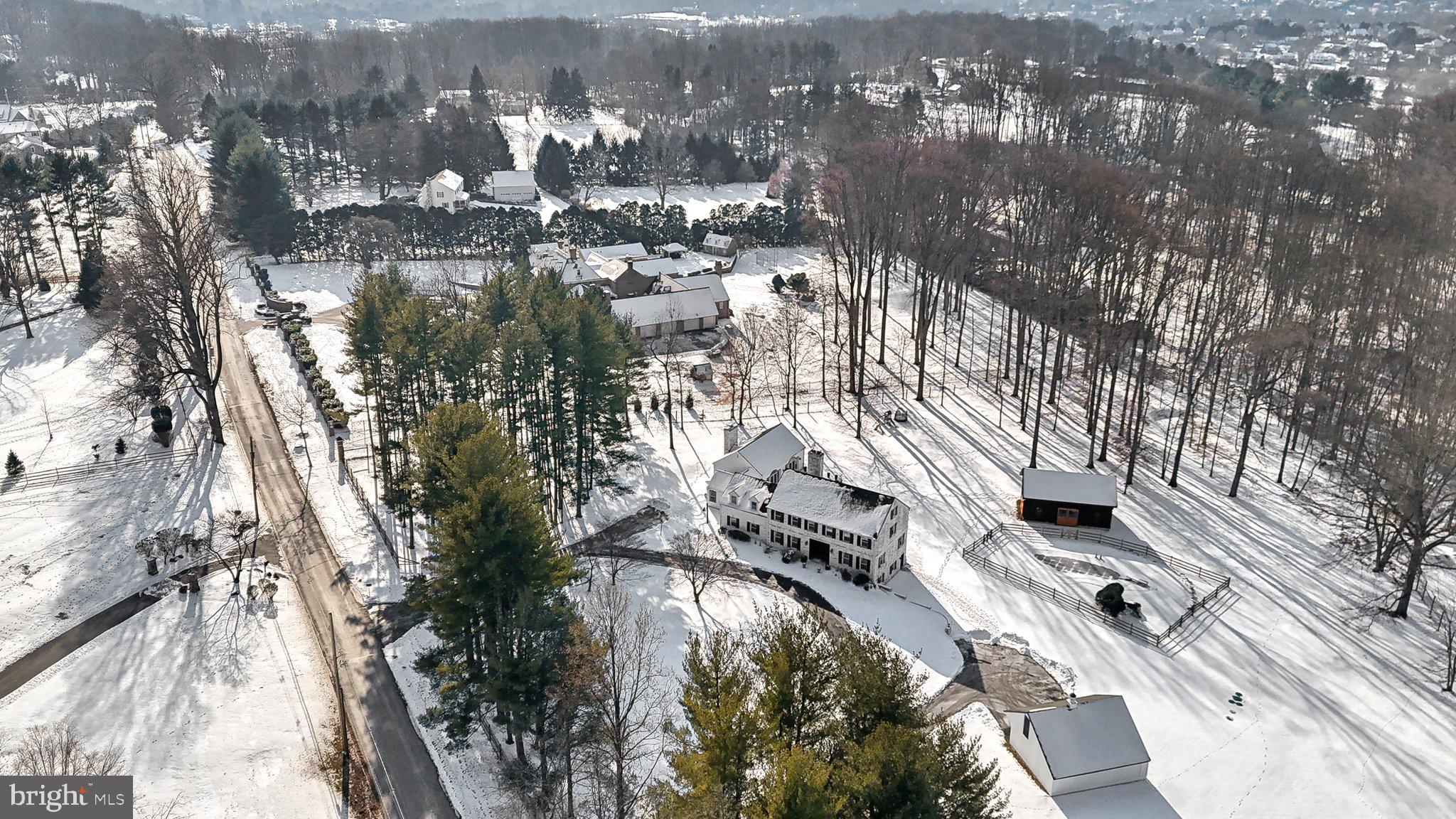 RADNOR HUNT - Residential Lease