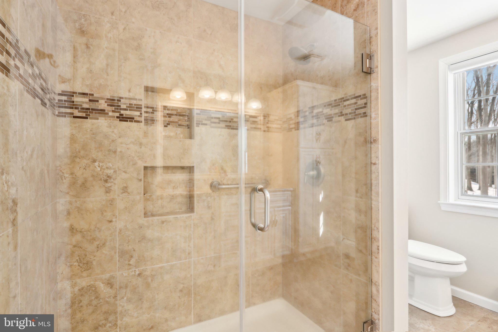 RADNOR HUNT - Residential Lease