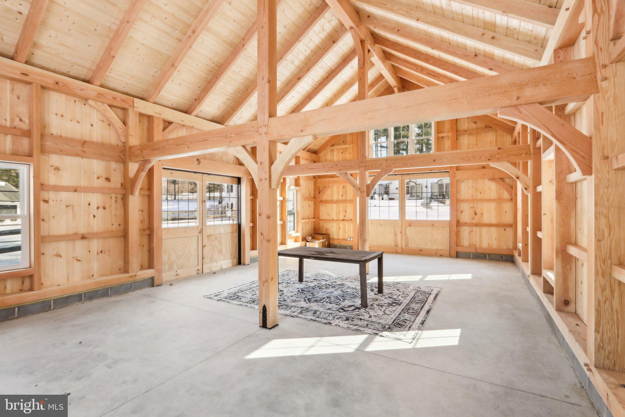 RADNOR HUNT - Residential Lease