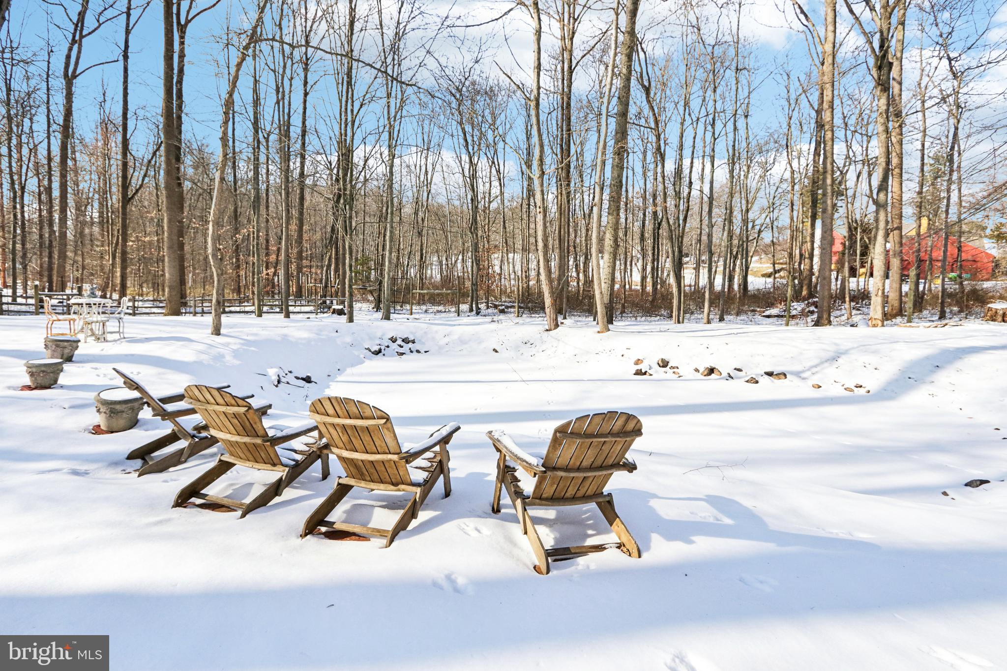 RADNOR HUNT - Residential Lease