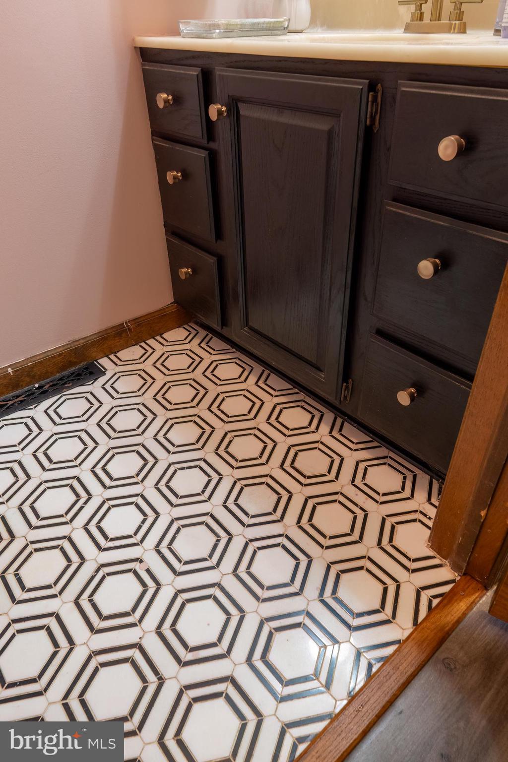 REGAL OAKS - Residential